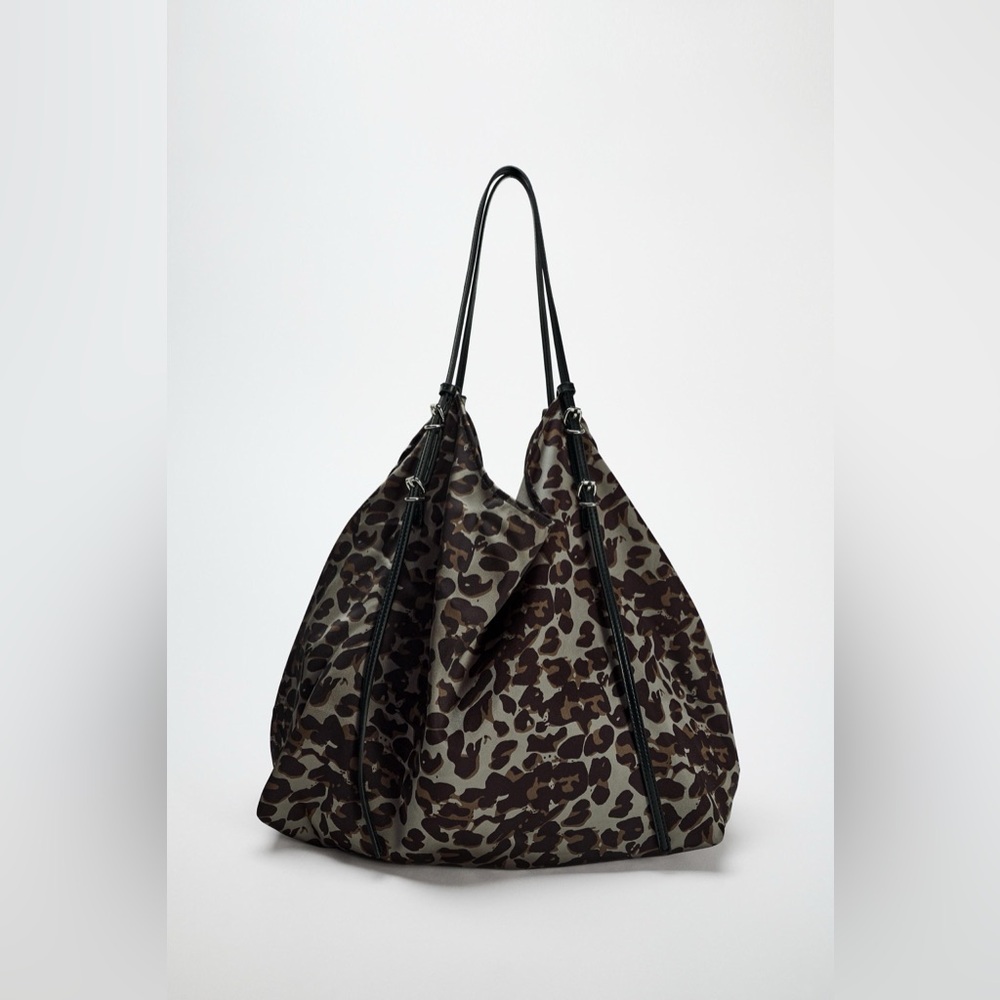ZARA SATIN-EFFECT SHOPPER BAG - Leopard - Picture 2 of 4